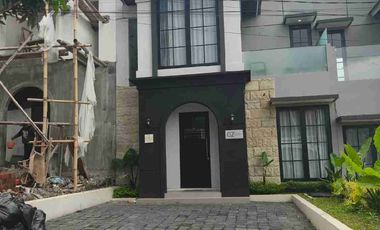 VILLA MEWAH VIEW KEREN + FREE KOLAM RENANG KOTA BATU