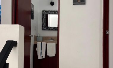 RENTA DE CASA AMUEBLADA EN VILLA FRANCA A 10 MINUTOS DE PLAZA MAYOR