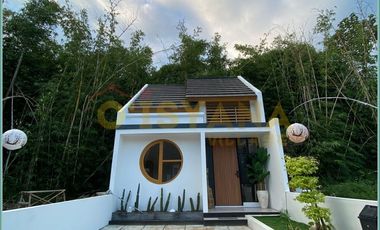 Rumah di Jogja Barat Ada Taman Bermain Jepang Modern Area Exit Tol Sentolo