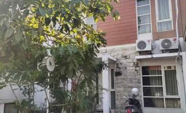Disewakan Rumah 2 lantai 3KT Puri Surya Jaya Vancouver,  Gedangan Sidoarjo
