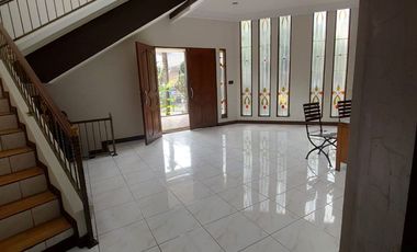 DISEWA RUMAH SIAP HUNI STRATEGIS TERUSAN IR SUTAMI SETRA SARI PASTEUR