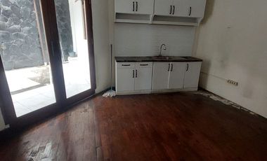 DISEWA RUMAH SIAP HUNI STRATEGIS TERUSAN IR SUTAMI SETRA SARI PASTEUR