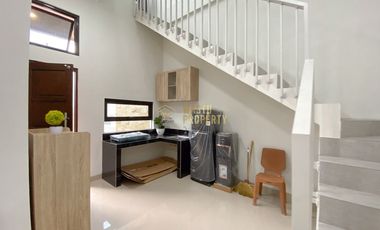RUMAH MODERN 2 LANTAI LOKASI PREMIUM CONDONGCATUR DEKAT UGM & RS SARDJITO