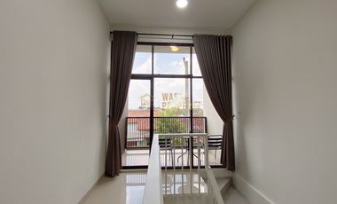 RUMAH MODERN 2 LANTAI LOKASI PREMIUM CONDONGCATUR DEKAT UGM & RS SARDJITO