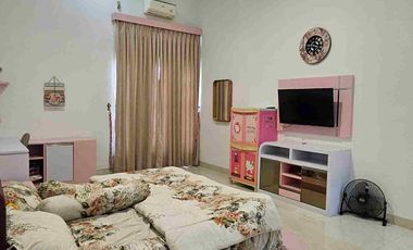 Rumah Mewah di komplek Elite, Dekat Mal SKA & Eka  Hospital Pekanbaru.