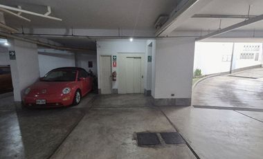 Dpto Surco, cerca a esan y upc de Monterrico 3 Dorm 2 Cocheras 120m2