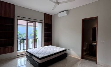 For Rent Modern Minimalis House with 4+1 BR with Pool, in Compound at Kemang South Jakarta