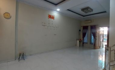 Bisa KPR Dijual rumah muara karang 3 lantai Ukuran 8x15