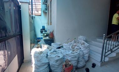 Bisa KPR Dijual rumah muara karang 3 lantai Ukuran 8x15