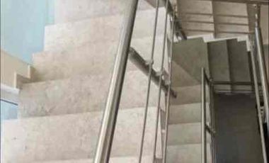 HERMOSA CASA EN RENTA TOTALMENTE AMUEBLADA A 2 MINUTOS DE SONATA LOMAS DE ANGELÓPOLIS PUEBLA. 4 recámaras.