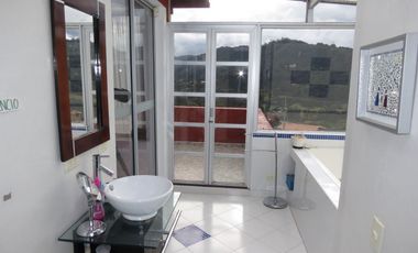 venta Casa quinta la calera vereda el salitre a solo 500 metros de la carretera principal