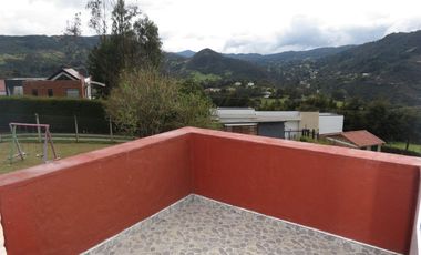 venta Casa quinta la calera vereda el salitre a solo 500 metros de la carretera principal