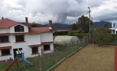 venta Casa quinta la calera vereda el salitre a solo 500 metros de la carretera principal