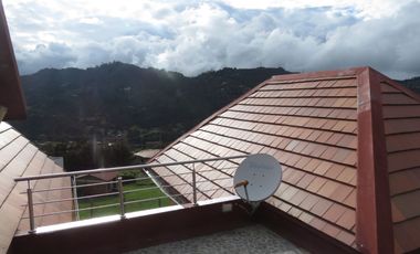 venta Casa quinta la calera vereda el salitre a solo 500 metros de la carretera principal