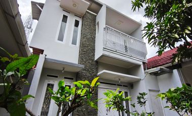 Rumah 2 Lantai Minimalis di Pusat Kota Cianjur Siap Huni