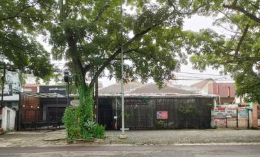 Rumah Komersil cocok untuk usaha/kantor Di Mainroad Lodaya Bandung