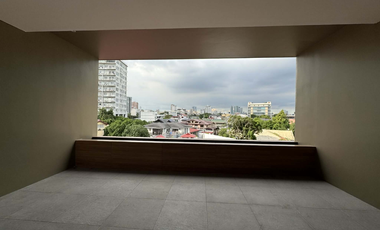 5-Storey Townhouse with Roof Deck & Jacuzzi FOR SALE Addition Hills, San Juan