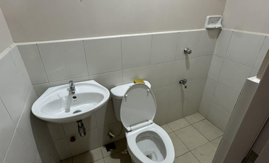 5-Storey Townhouse with Roof Deck & Jacuzzi FOR SALE Addition Hills, San Juan