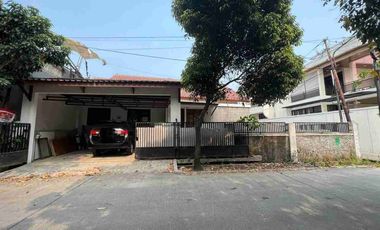 Rumah Tinggal dekat Rumah Sakit dan Mall