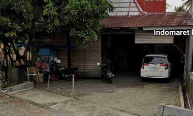 Dijual Rumah Pinggir Jalan Sebelah Indomaret Luas 350 m2
