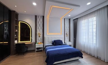 RUMAH FULL FURNISHED MEWAH Jl Manggis Tanjung Duren Jakarta Barat