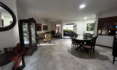 APARTAMENTO EN VENTA EDIFICIO EL QUIRINAL APTO 201