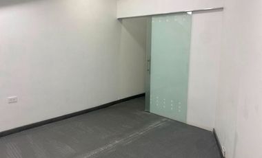 Local en Arriendo en Loma Del Escobero Envigado Antioquia