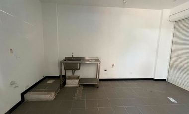 Local en Arriendo en Loma Del Escobero Envigado Antioquia