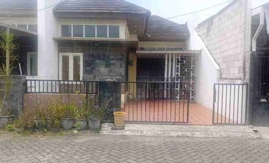 Disewakan Rumah 1 Lantai Strategis Hulaan Menganti