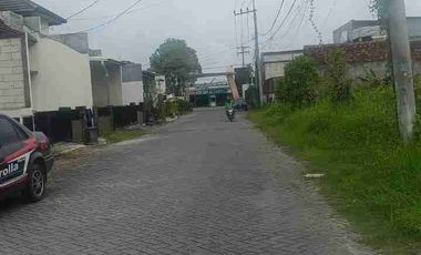 Disewakan Rumah 1 Lantai Strategis Hulaan Menganti