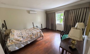 North Town Homes 5BR House 831sqm Pool 4-car Maids Driver Cabancalan