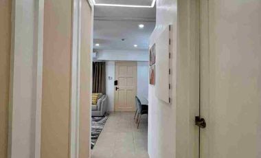 3BR, 2T&B Fully furnish, interior designed, corner unit