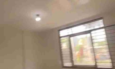 Disewa Ruko 3.5 lantai di Taman palem lestari (Jl Boulevard), Cengkareng, Jakarta Barat