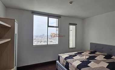 Strategis Sewa 1BR Furnished Bagus di AKR Gallery West Fasilitas Kolam Renang, Gym, Jogging Track Dekat Mall Central Park, Taman Anggrek, Museum Macan