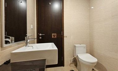 Strategis Sewa 1BR Furnished Bagus di AKR Gallery West Fasilitas Kolam Renang, Gym, Jogging Track Dekat Mall Central Park, Taman Anggrek, Museum Macan