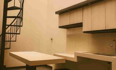 Rumah Sewa Mekarwangi Bojongloa Kidul Komplek Hunian berintegritas Bisnis Sekolah Ruko dan Ekonomi Bandung harga negotible