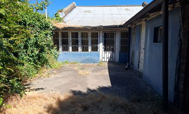 Casa en Calle Yumbel, a una cuadra de Independencia