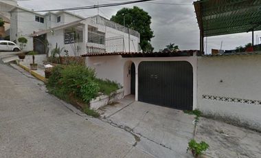 Venta de casa ALMIRANTE RAFAEL IZAGUIRRE  COLONIA ALTA COSTA AZUL  C.P. 39840 ACAPULCO DE JUÁREZ, GUERRERO