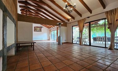 Arriendo Casa de Campo en La Isla, Rengo – Amplia, Jardines y Piscina