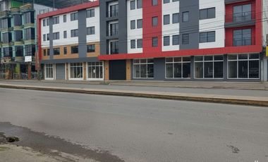 Terreno en avenida principal de venta.