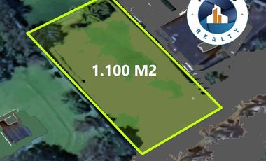 HERMOSO TERRENO DE 1100 M2 DE VENTA EN URBANIZACIÓN DE LUJO CUMBAYÁ!!  RUTA VIVA!!