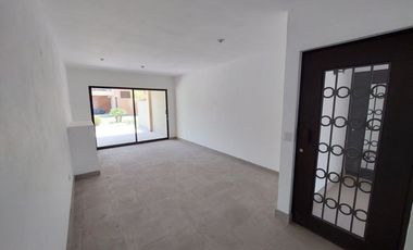 CASA NUEVA EN FRACCIONAMIENTO