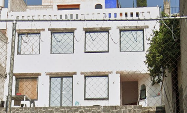 CASA UNIFAMILIAR EN VENTA EN AMPLIACIÓN ÁGUILAS, ÁLVARO OBREGÓN, CDMX. REMATE BANCARIO EN EXCELENTE UBICACIÓN.