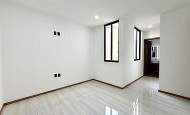 Casa en venta Pahuca, zona sur 3 habitaciones, estudio y roof. Gema residencial