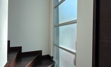 CASA EN RENTA EN RESIDENCIAL ALTA VISTA (3 RECAMARAS)