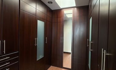 CASA EN RENTA EN RESIDENCIAL ALTA VISTA (3 RECAMARAS)