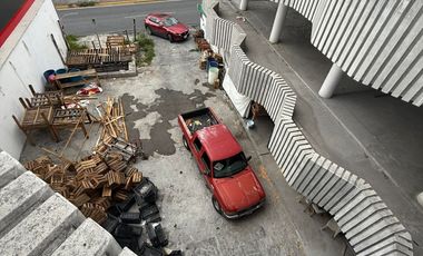 Vendo Propiedad Comercial (Edificio) Obra Blanca en Ave Leones, Cumbres 3er Sector, Monterrey, Nuevo León.