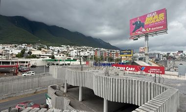 Vendo Propiedad Comercial (Edificio) Obra Blanca en Ave Leones, Cumbres 3er Sector, Monterrey, Nuevo León.