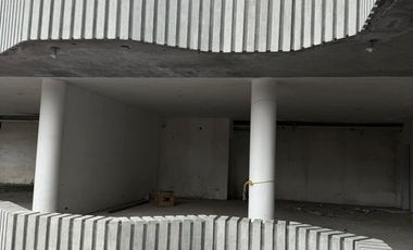 Vendo Propiedad Comercial (Edificio) Obra Blanca en Ave Leones, Cumbres 3er Sector, Monterrey, Nuevo León.