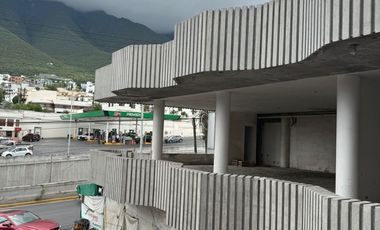 Vendo Propiedad Comercial (Edificio) Obra Blanca en Ave Leones, Cumbres 3er Sector, Monterrey, Nuevo León.